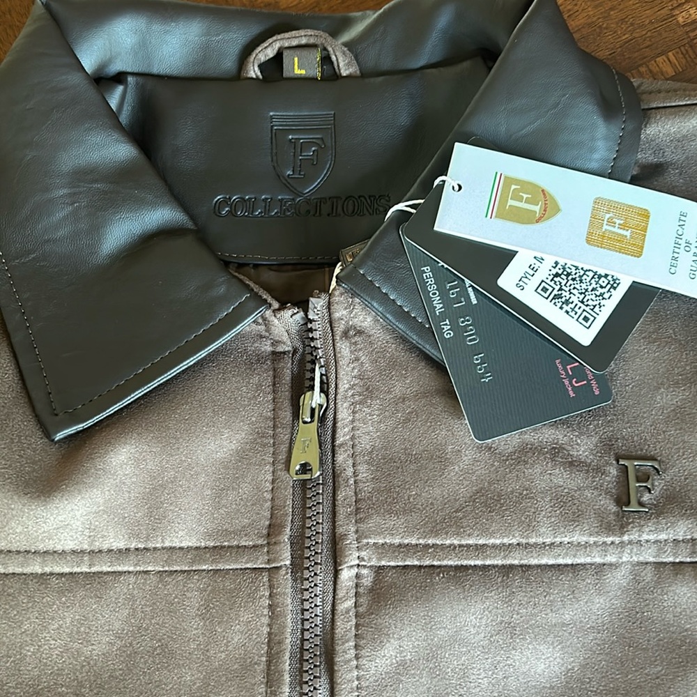 Ferragamo brown large luxury jacket with certificate of guarantee new with tags